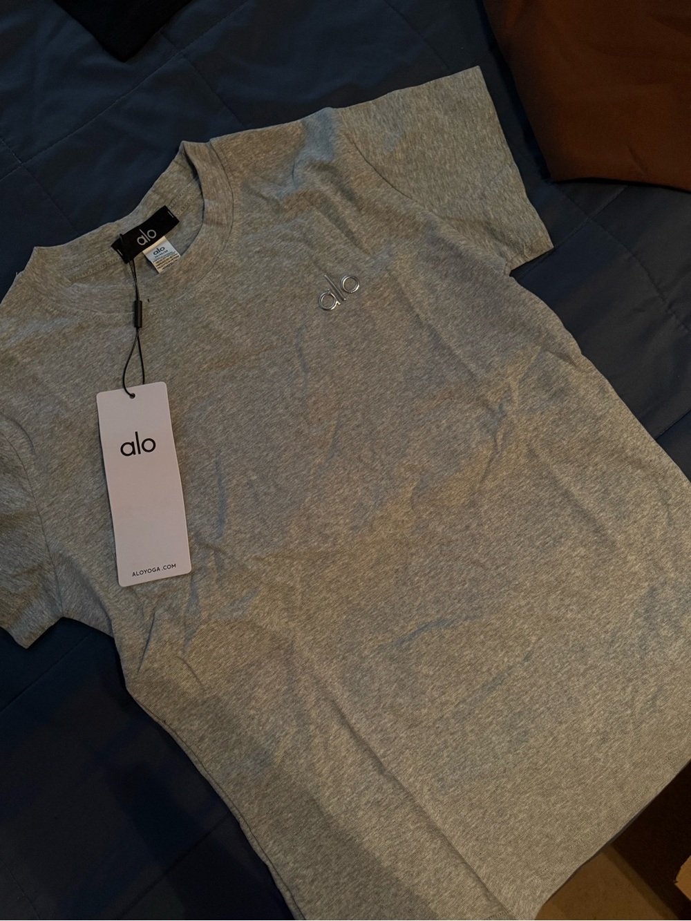 Gray tee